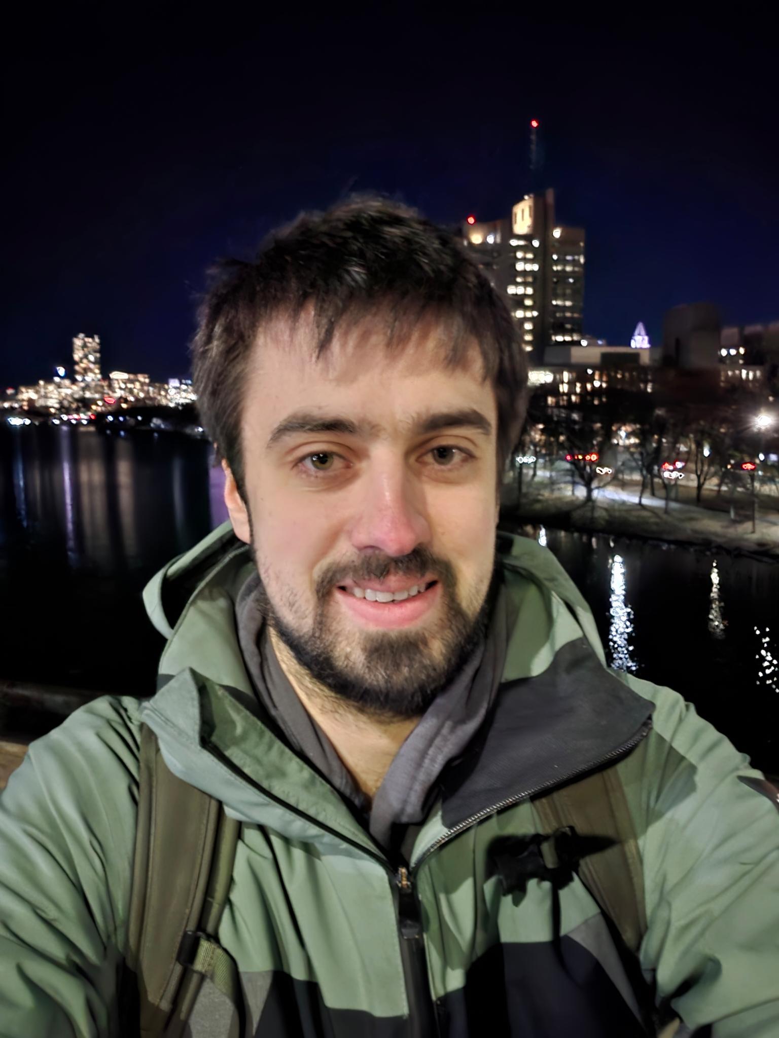 Jesko Dujmovic on a bridge