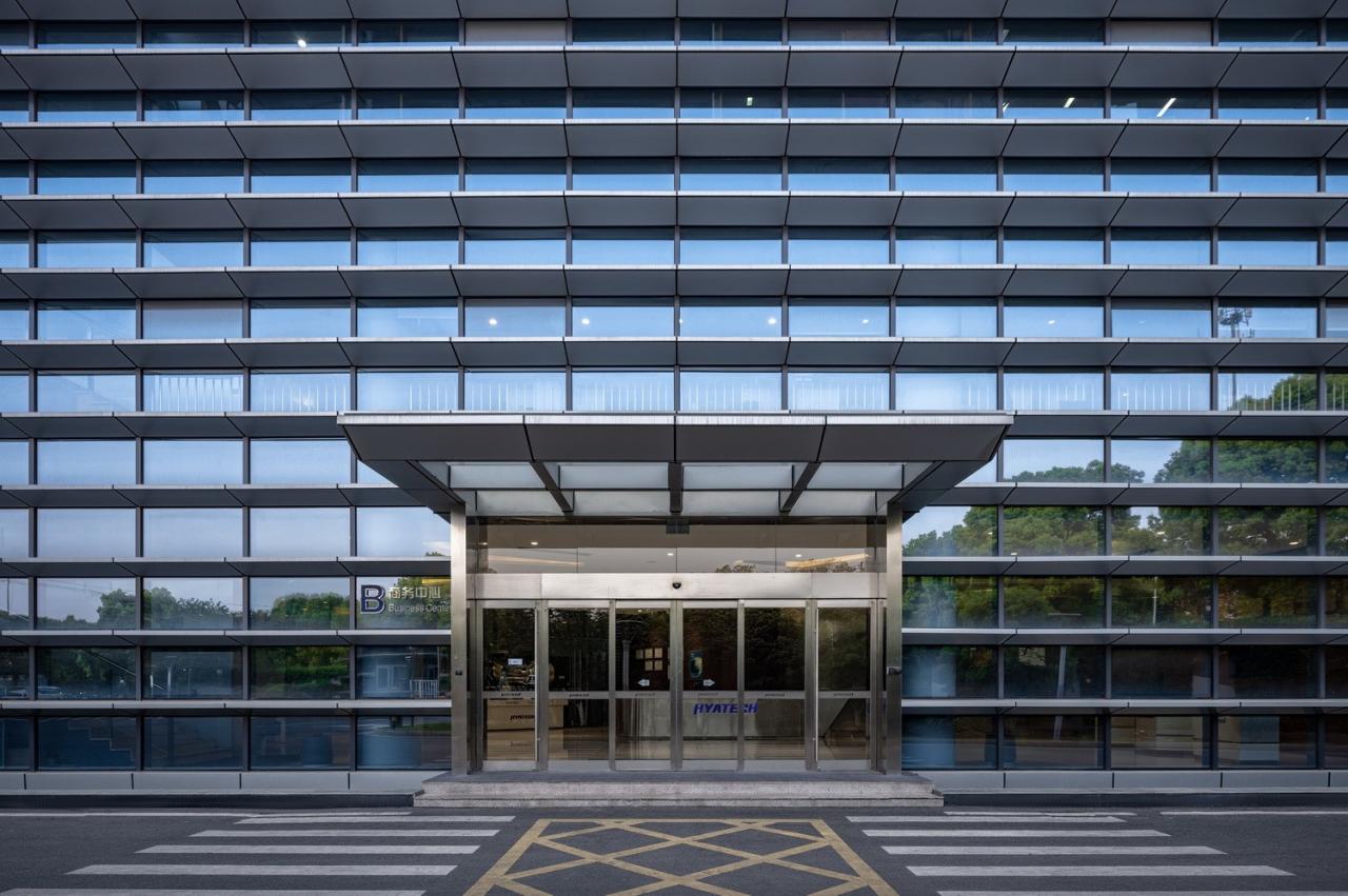 BIM建筑|苏南民营企业发展的建筑样本:航亚科技总部办公楼 / 米丈建筑 BIM建筑|苏南民营企业发展的建筑样本:航亚科技总部办公楼 / 米丈建筑