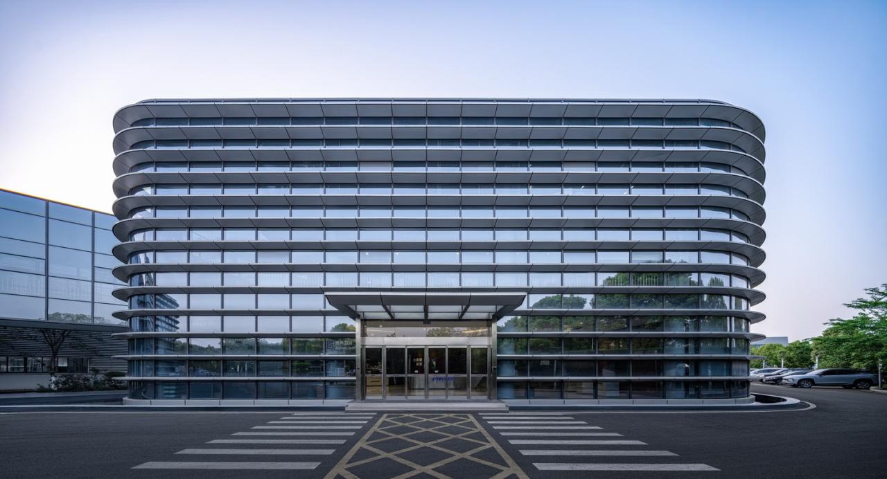 BIM建筑|苏南民营企业发展的建筑样本:航亚科技总部办公楼 / 米丈建筑 BIM建筑|苏南民营企业发展的建筑样本:航亚科技总部办公楼 / 米丈建筑