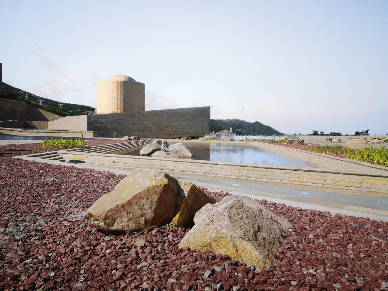 BIM建筑|大亚湾核能科技馆 / 易加独特视野 + 华艺设计 BIM建筑|大亚湾核能科技馆 / 易加独特视野 + 华艺设计