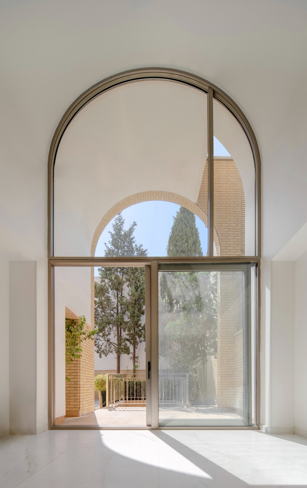 BIM建筑|2 IVANs, 2 HOUSEs / HAMAAN Studio BIM建筑|2 IVANs, 2 HOUSEs / HAMAAN Studio