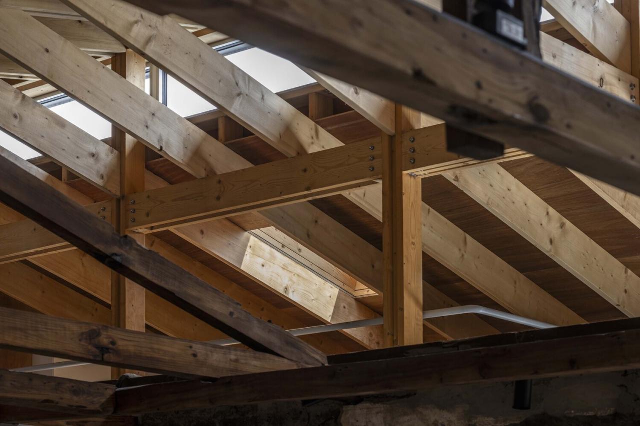 济州岛老房的新生新旧结构交织续写传统居住记忆的住宅设计 济州岛老房的新生新旧结构交织续写传统居住记忆的住宅设计