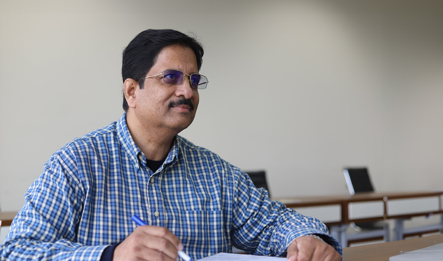 gls-study GLS student in class